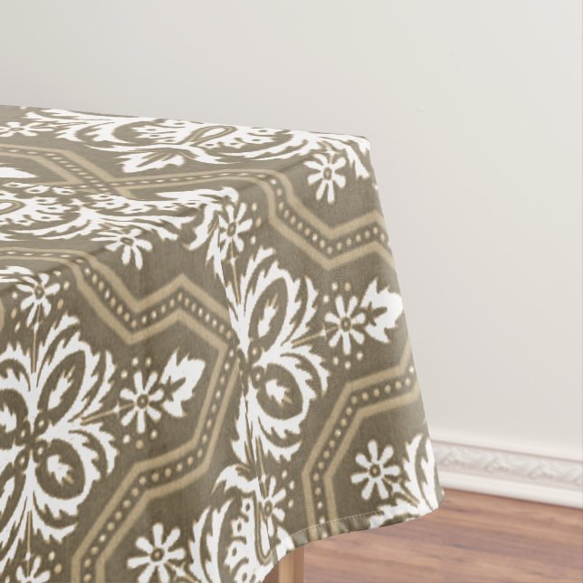  Vintage  Motif Tablecloth (In Situ)