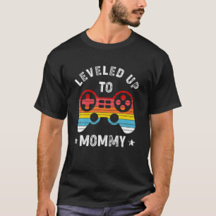 Vintage Mummy Gamer Pregnancy Announcement Level U T-Shirt