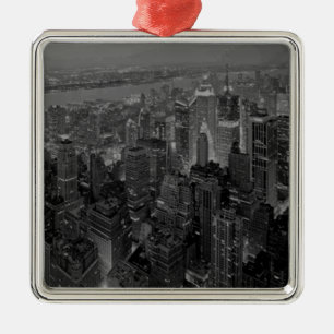 Vintage Old Style New York City Script Metal Tree Decoration