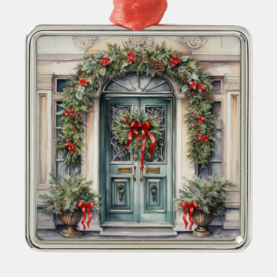 VINTAGE ORNATELY DECORATED CHRISTMAS DOOR METAL ORNAMENT