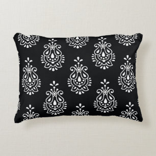 Vintage paisley, seamless elegant pattern. decorative cushion