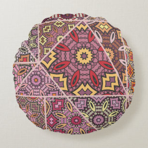 Vintage patchwork quilt pattern. Vintage decorativ Round Cushion