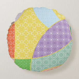 Vintage patchwork quilt pattern. Vintage decorativ Round Cushion