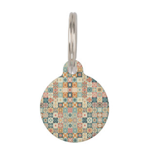 Vintage, patchwork quilted look pet tag