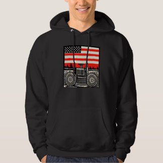 Vintage patriotic tractor on a farm - American fla Hoodie