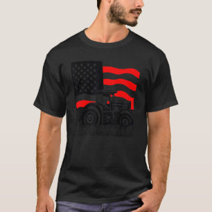 Vintage patriotic tractor on a farm American flag T-Shirt