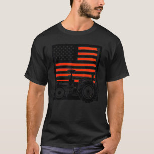 Vintage patriotic tractor on a farm American flag T-Shirt