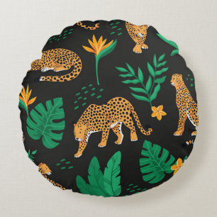 Vintage pattern with leopards and tropical leaves round cushion