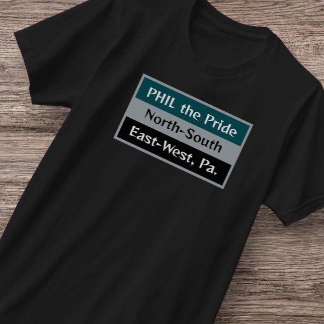 Vintage Philadelphia Sports Themed T-Shirt (Creator Uploaded)