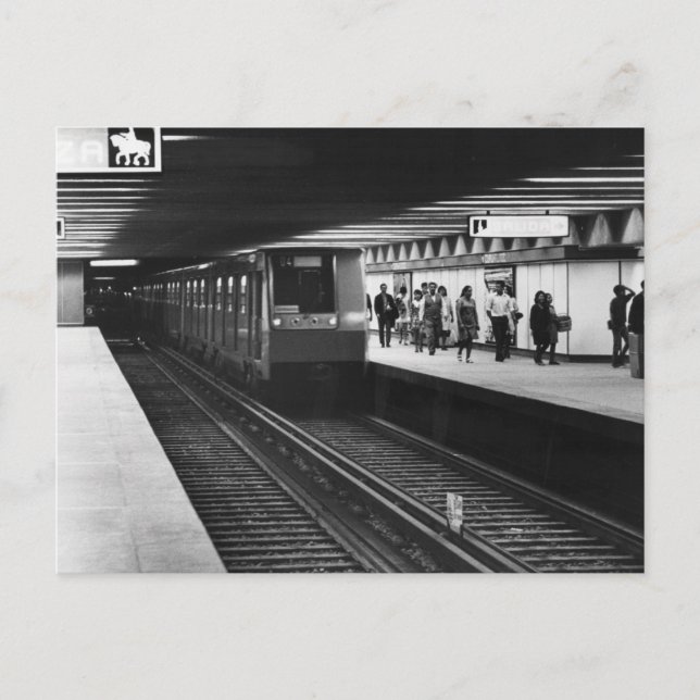 vintage photo of Mexico City Metro Postcard (Front)