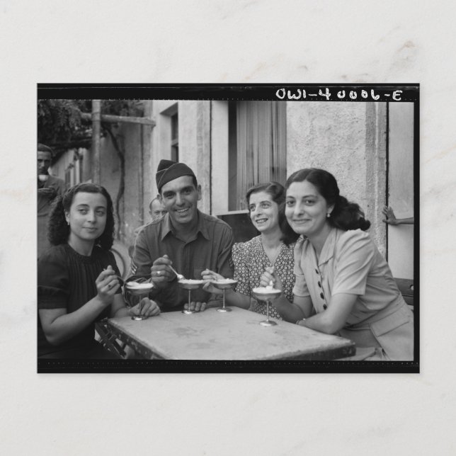 Vintage photo of people eating ice cream postcard (Front)