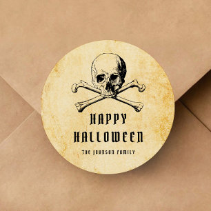 Vintage Pirate Skull & Bones Halloween Classic Round Sticker