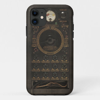 Vintage Radio Vol.2 iPhone 11 Case