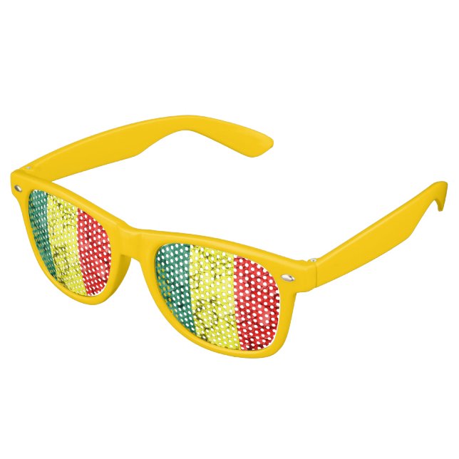 Vintage reggae flag retro sunglasses (Angled)