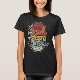 Vintage Retro Eat Sleep Tame Repeat Dinosaur Gamer T-Shirt