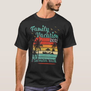 Vintage Retro Family Vacation 2022 El Salvador Bea T-Shirt