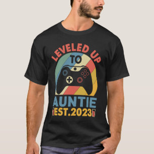 Vintage Retro I Levelled Up To Auntie 2023 Pregnan T-Shirt