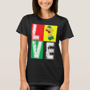 VINTAGE RETRO I LOVE GUYANA FLAG MAP FOR GUYANESE T-Shirt