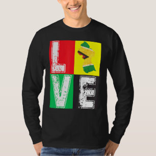 VINTAGE RETRO I LOVE GUYANA FLAG MAP FOR GUYANESE T-Shirt