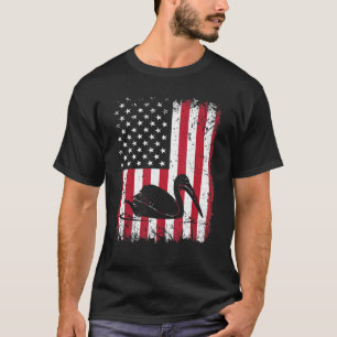Vintage Retro Pelican American Us Flag Animal T-Shirt