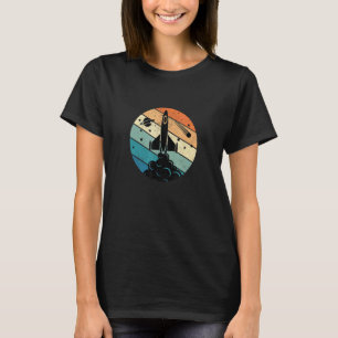 Vintage Retro Sci Fi Space Rocket Men Women Boys G T-Shirt