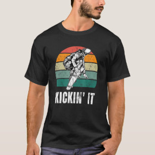 Vintage Retro Skateboard Skull Skateboarding T-Shirt