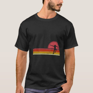 Vintage Retro Skater Girl Skateboard Skateboarding T-Shirt