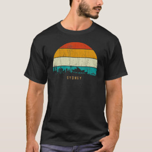 Vintage Retro Style City skyline cityscape Austral T-Shirt