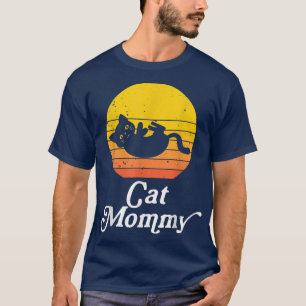 Vintage Retro Sunset Cat Playing For Cat lovers & T-Shirt