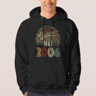 Vintage Retro Sunset May 2006 16th Birthday 16 Yea Hoodie