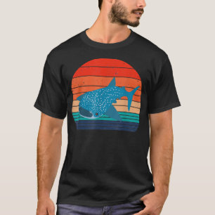Vintage Retro Whale Shark Lover Diver Snorkelling T-Shirt