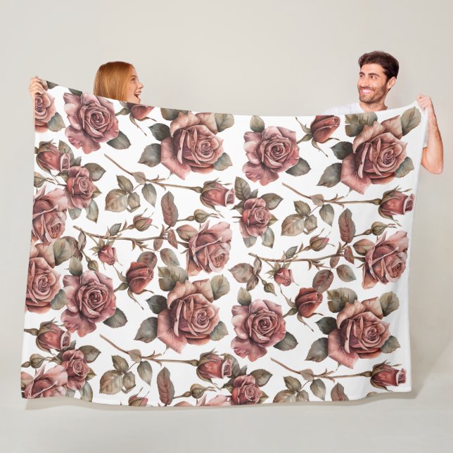 Vintage roses fleece blanket (In Situ)