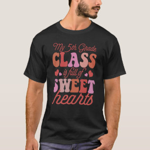 Vintage School Teacher 5th Grader Hearts Groovy Va T-Shirt