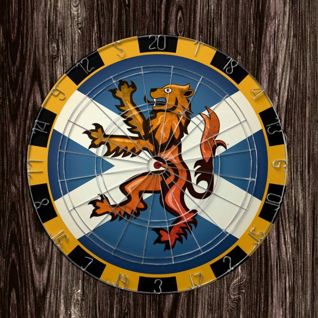 Vintage Scotland Dartboard & Flag darts / game (Creator Uploaded)