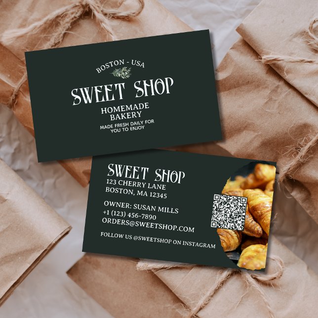 Vintage Script QR Code Pastry Bakery  Business Card (Advertise your professional bakery or personal business with this vintage card!)