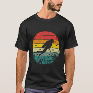 Vintage Scuba Diver Dive Ocean Under Water Scuba D T-Shirt