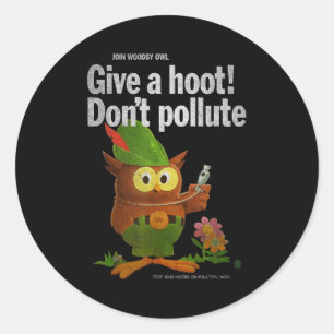 Vintage Shirts By Sven &amp; Angus Woodsy Owl Give Classic Round Sticker