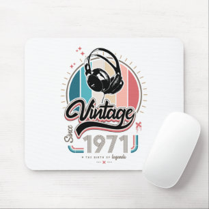 Vintage since 1971 headphones mouse pad