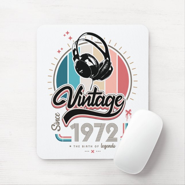 Vintage since 1972 headphones mouse pad (With Mouse)