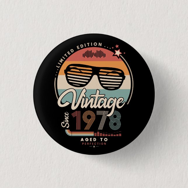 Vintage since 1978 3 cm round badge (Front)
