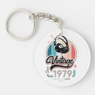Vintage since 1979 headphones key ring