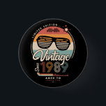 Vintage since 1989 3 cm round badge<br><div class="desc">The perfect vintage birthday gift with your year of birth and beautiful retro colours. A very nice old school and modern design at the same time.</div>