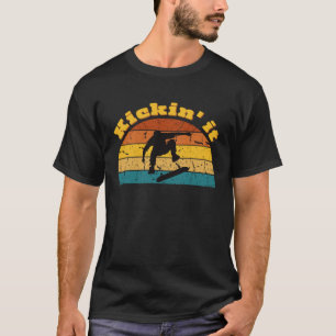 Vintage skateboarding graphic retro sunset skatebo T-Shirt