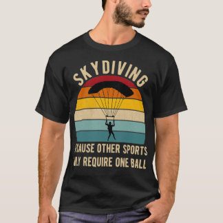 Vintage Skydive Extreme Athlete Design for a Skydi T-Shirt