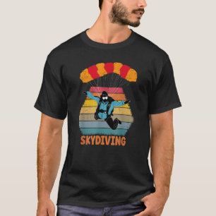 Vintage Skydiving Skydiver Parachute For Men Wome T-Shirt