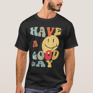Vintage smile face 70 s vibe yellow smile Retro su T-Shirt