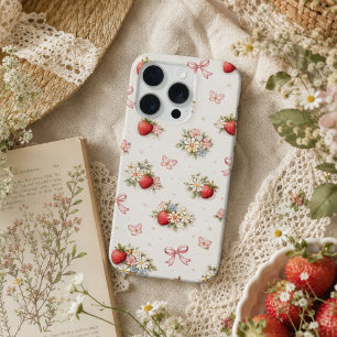 Vintage Strawberry Floral Seamless cottagecore iPhone 15 Pro Case