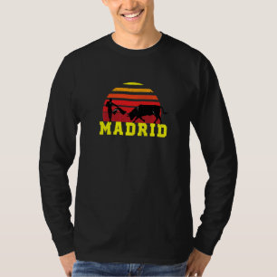 Vintage Sunset Madrid Spain Bullfighting Espana Ma T-Shirt