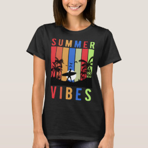 Vintage Surfer Retro Surfing Beach Summer Vacation T-Shirt