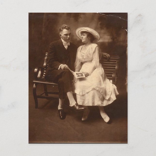 Vintage Sweethearts postcard (Front)